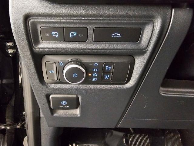 Ford F-150 Lariat 4WD SuperCrew 5.5' Box 2022