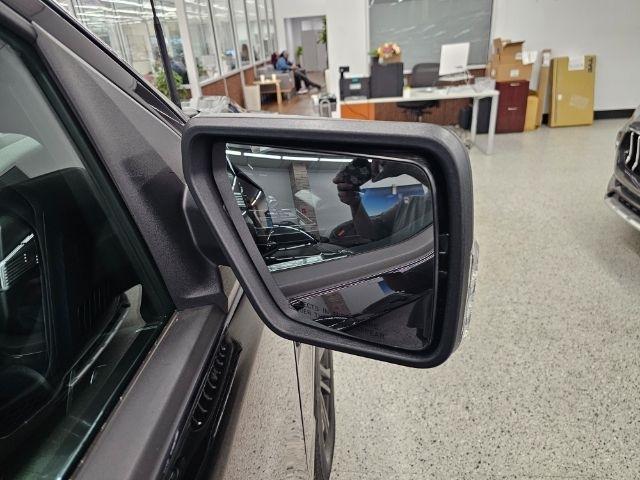 Ford F-150 Lariat 4WD SuperCrew 5.5' Box 2022