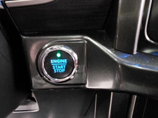 Ford F-150 Lariat 4WD SuperCrew 5.5' Box 2022