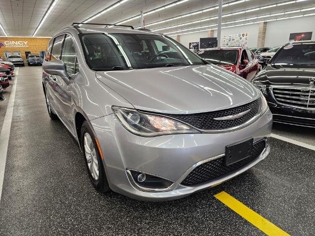 Chrysler Pacifica Touring-L FWD 2017