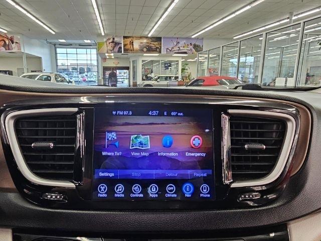 Chrysler Pacifica Touring-L FWD 2017