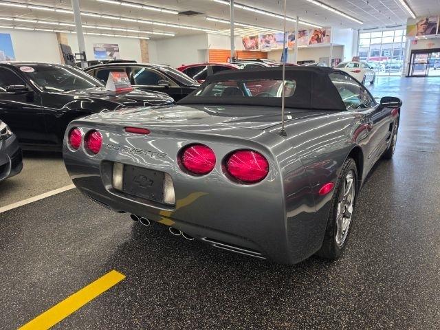 Chevrolet Corvette 2dr Convertible 2003