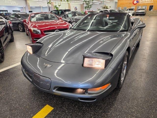 Chevrolet Corvette 2dr Convertible 2003