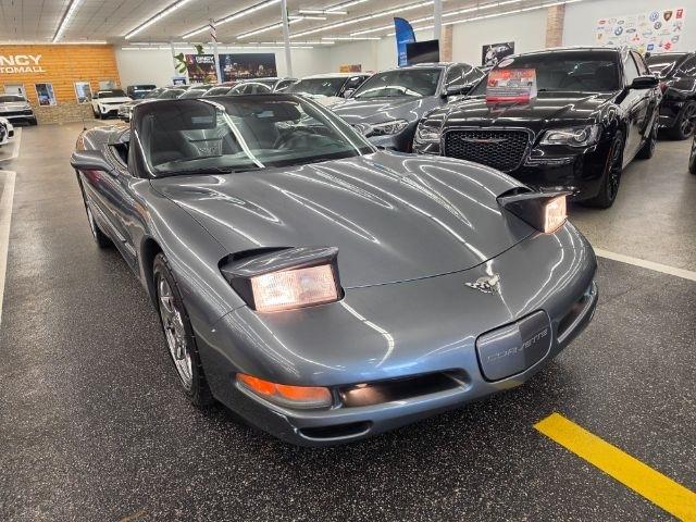 Chevrolet Corvette 2dr Convertible 2003