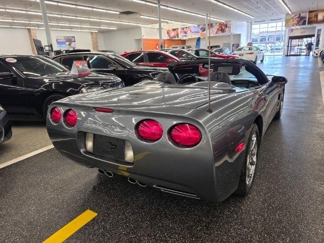 Chevrolet Corvette 2dr Convertible 2003