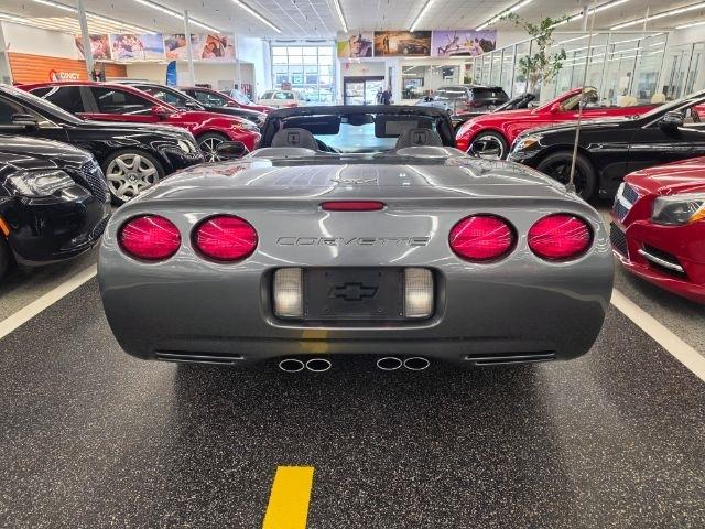 Chevrolet Corvette 2dr Convertible 2003