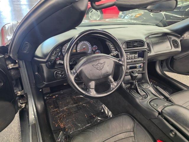 Chevrolet Corvette 2dr Convertible 2003