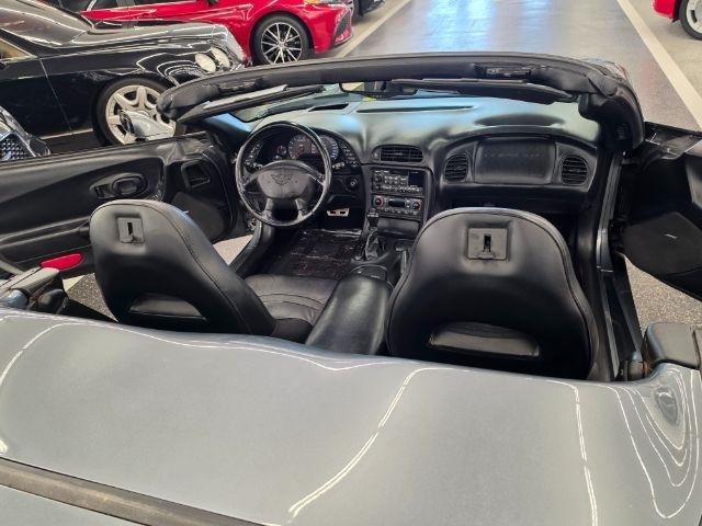 Chevrolet Corvette 2dr Convertible 2003