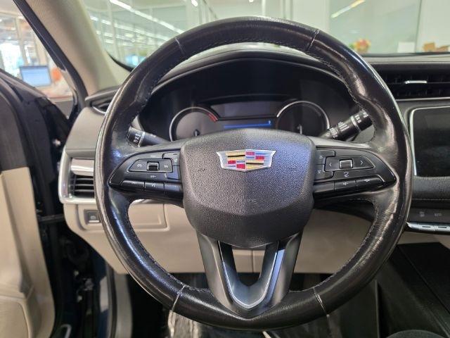 Cadillac XT4 AWD 4dr Luxury 2019