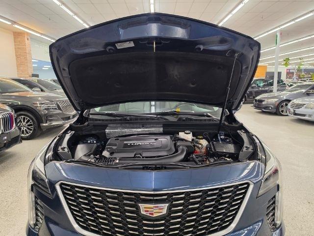 Cadillac XT4 AWD 4dr Luxury 2019