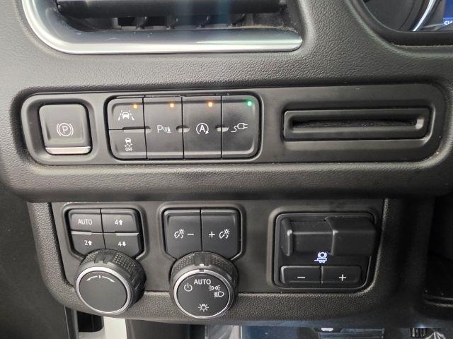 Chevrolet Tahoe 4WD 4dr RST 2021