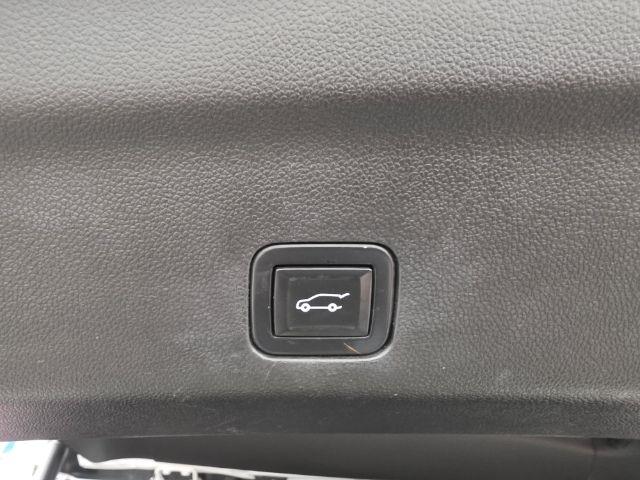 Chevrolet Tahoe 4WD 4dr RST 2021