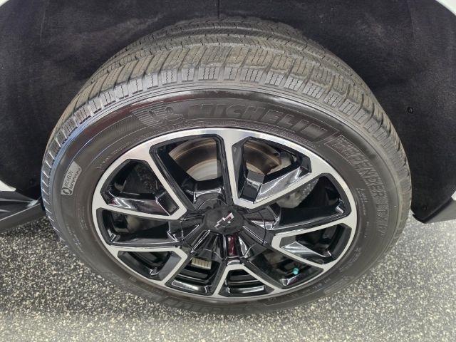 Chevrolet Tahoe 4WD 4dr RST 2021