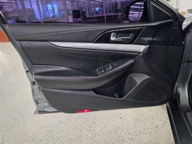 Nissan Maxima SV 3.5L 2018