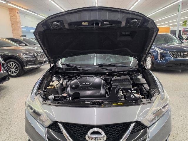 Nissan Maxima SV 3.5L 2018
