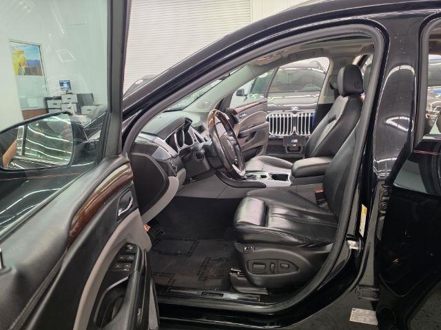 Cadillac SRX FWD 4dr Performance Collection 2011