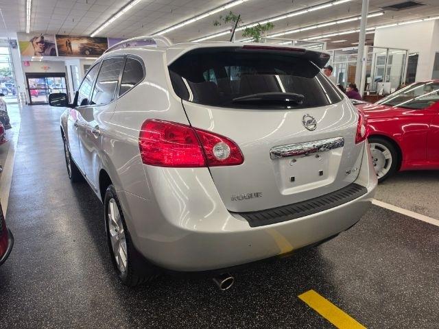 Nissan Rogue AWD 4dr SV 2011