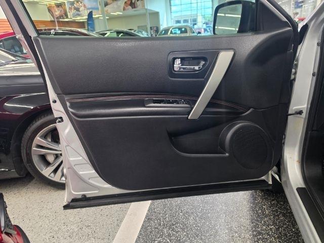 Nissan Rogue AWD 4dr SV 2011