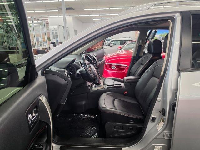 Nissan Rogue AWD 4dr SV 2011