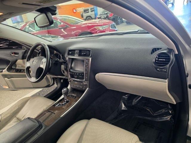 Lexus IS 250 4dr Sport Sdn Auto AWD 2012
