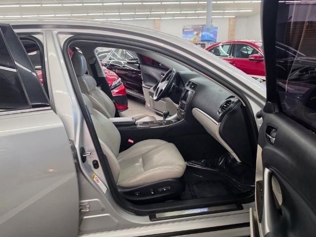 Lexus IS 250 4dr Sport Sdn Auto AWD 2012