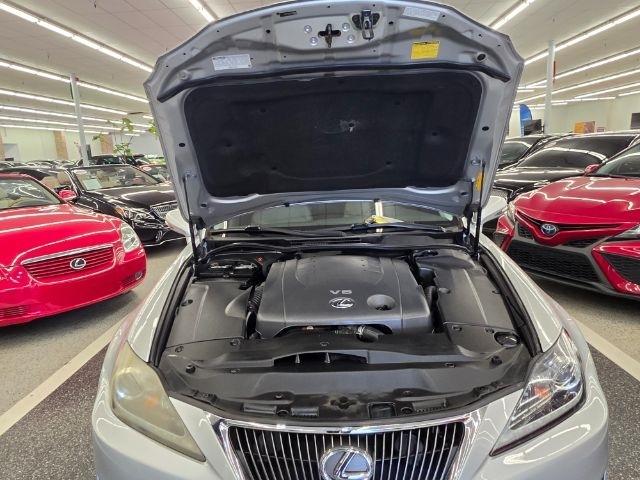 Lexus IS 250 4dr Sport Sdn Auto AWD 2012