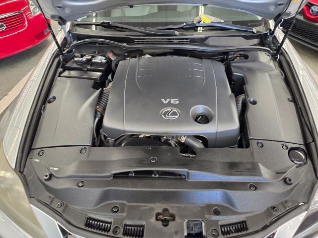 Lexus IS 250 4dr Sport Sdn Auto AWD 2012