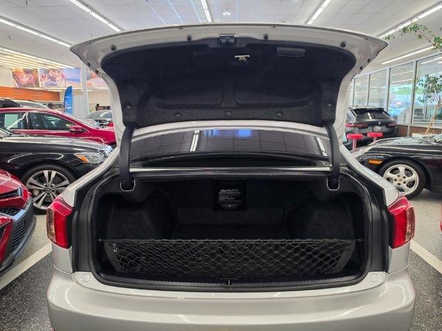 Lexus IS 250 4dr Sport Sdn Auto AWD 2012