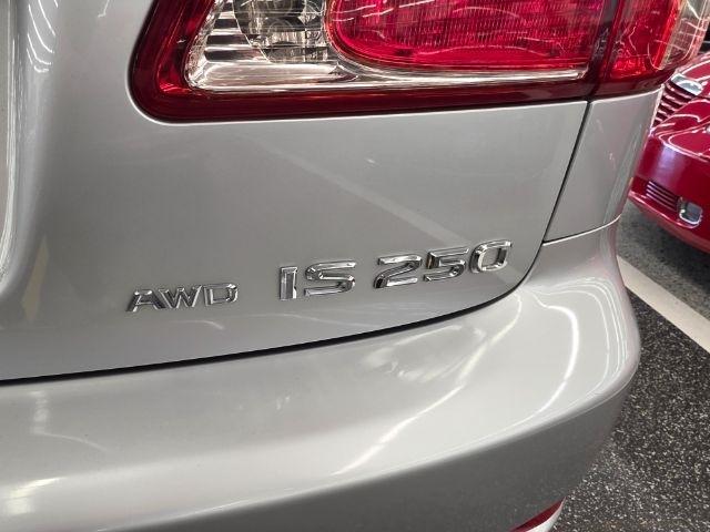 Lexus IS 250 4dr Sport Sdn Auto AWD 2012