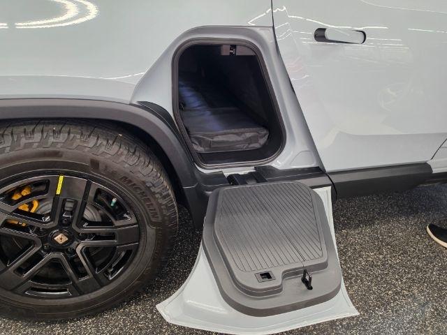 Rivian R1T Adventure Package AWD 2022