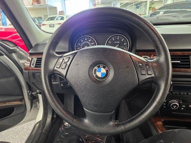 BMW 3 Series 4dr Sdn 328i xDrive AWD 2010