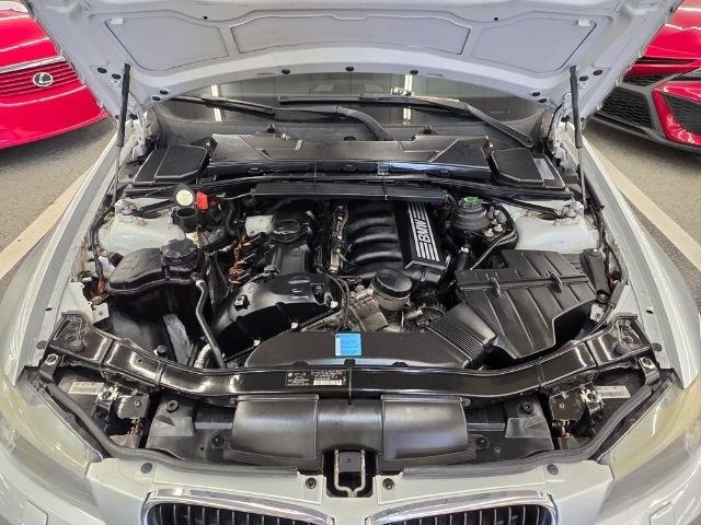 BMW 3 Series 4dr Sdn 328i xDrive AWD 2010