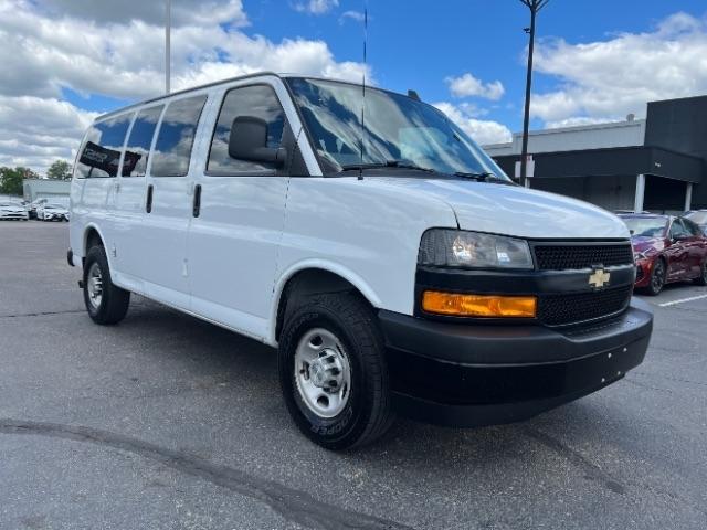 Chevrolet Express Passenger RWD 2500 135" LS 2023