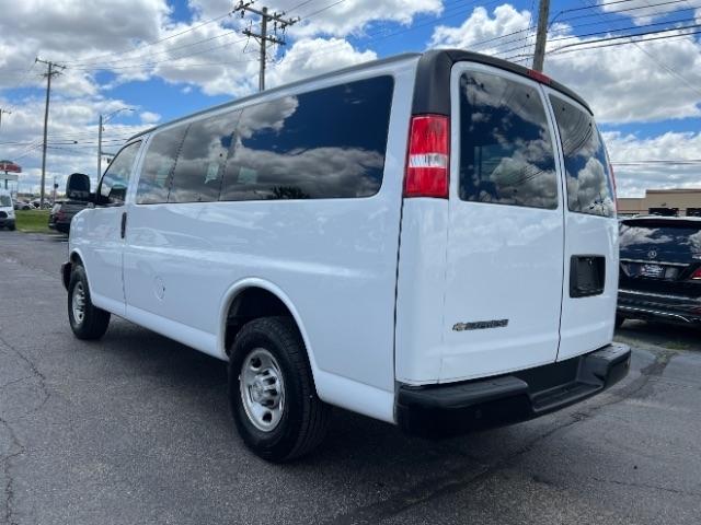 Chevrolet Express Passenger RWD 2500 135" LS 2023