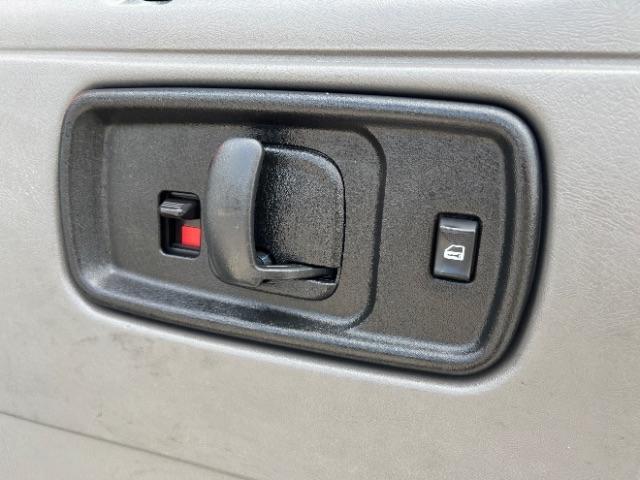 Chevrolet Express Passenger RWD 2500 135" LS 2023