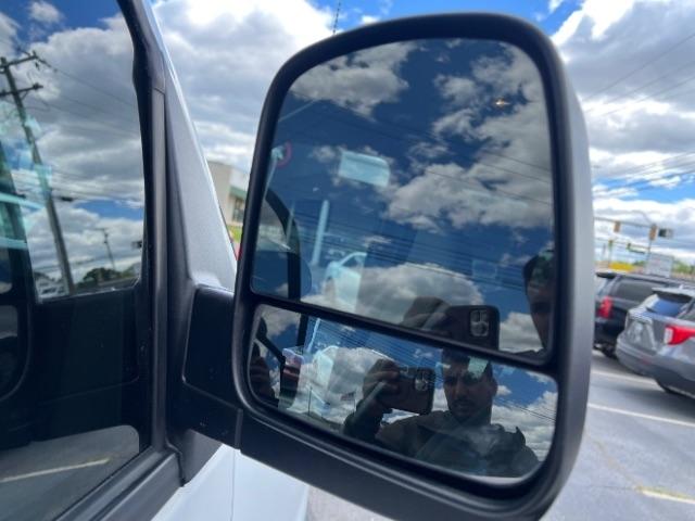 Chevrolet Express Passenger RWD 2500 135" LS 2023