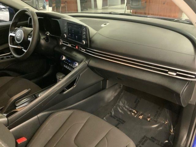 Hyundai Elantra SEL IVT 2023