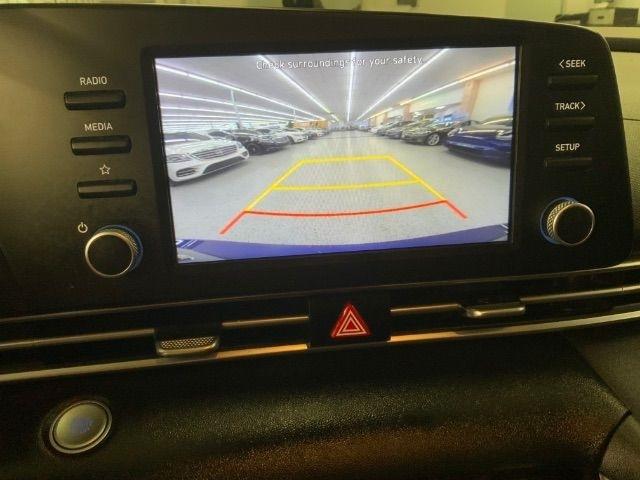 Hyundai Elantra SEL IVT 2023