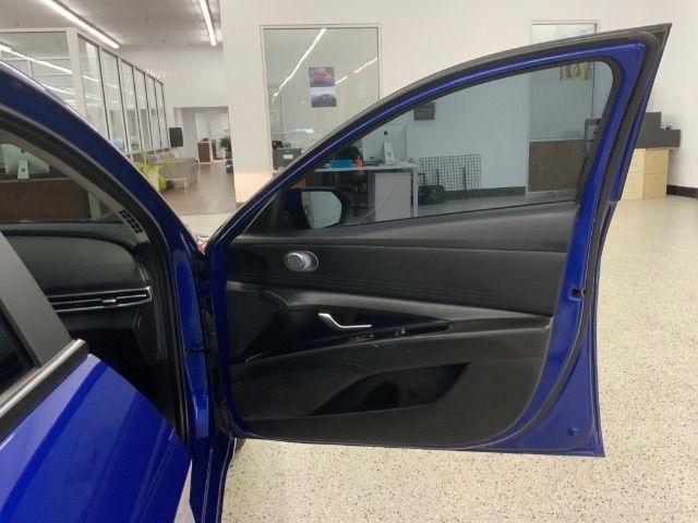 Hyundai Elantra SEL IVT 2023