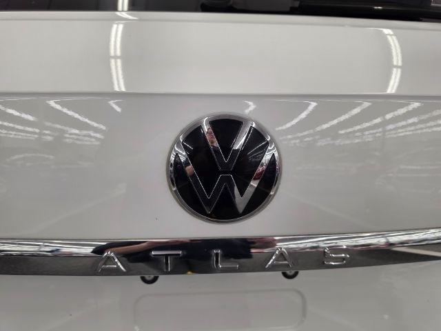 Volkswagen Atlas Cross Sport 3.6L V6 SE w/Technology FWD 2023
