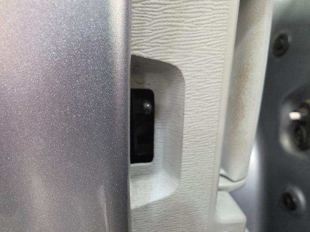 Toyota Sienna 5dr 8-Pass Van V6 SE FWD (Natl) 2012
