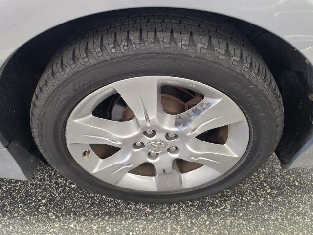 Toyota Sienna 5dr 8-Pass Van V6 SE FWD (Natl) 2012