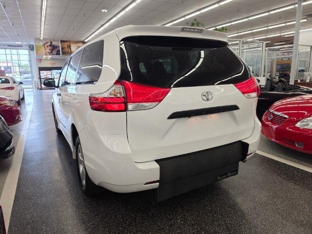 Toyota Sienna L FWD 7-Passenger (Natl) 2019
