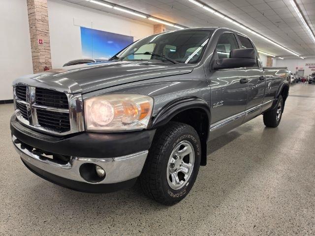 Dodge Ram 1500 4WD Quad Cab 160.5" ST 2008