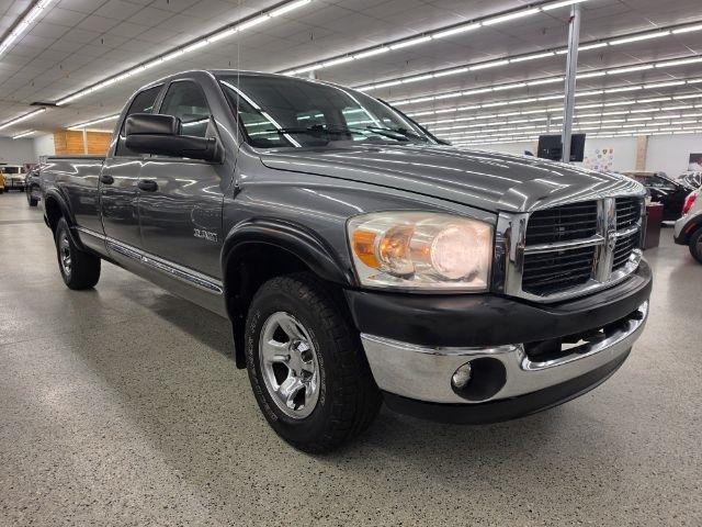 Dodge Ram 1500 4WD Quad Cab 160.5" ST 2008