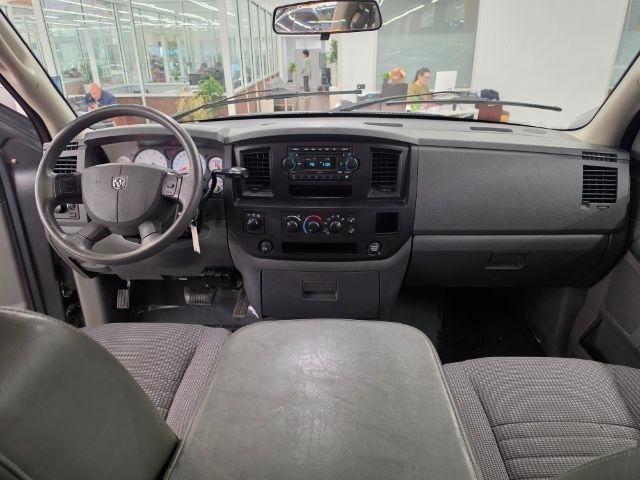 Dodge Ram 1500 4WD Quad Cab 160.5" ST 2008