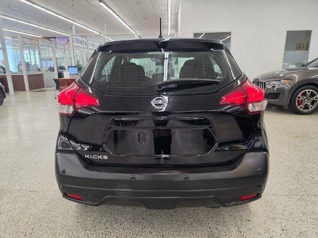 Nissan Kicks S FWD 2020