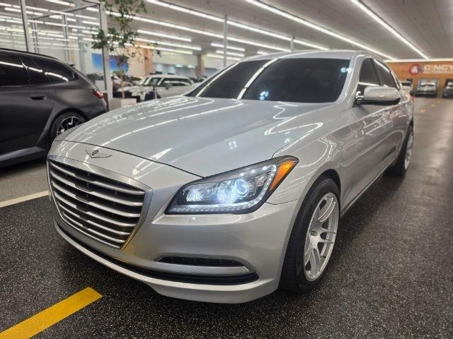 Hyundai Genesis 4dr Sdn V6 3.8L RWD 2016