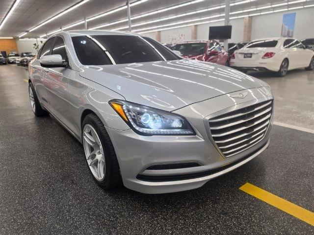 Hyundai Genesis 4dr Sdn V6 3.8L RWD 2016