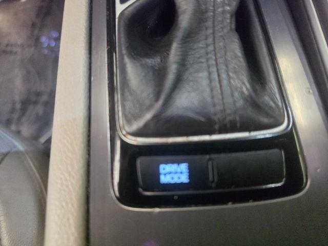 Hyundai Genesis 4dr Sdn V6 3.8L RWD 2016